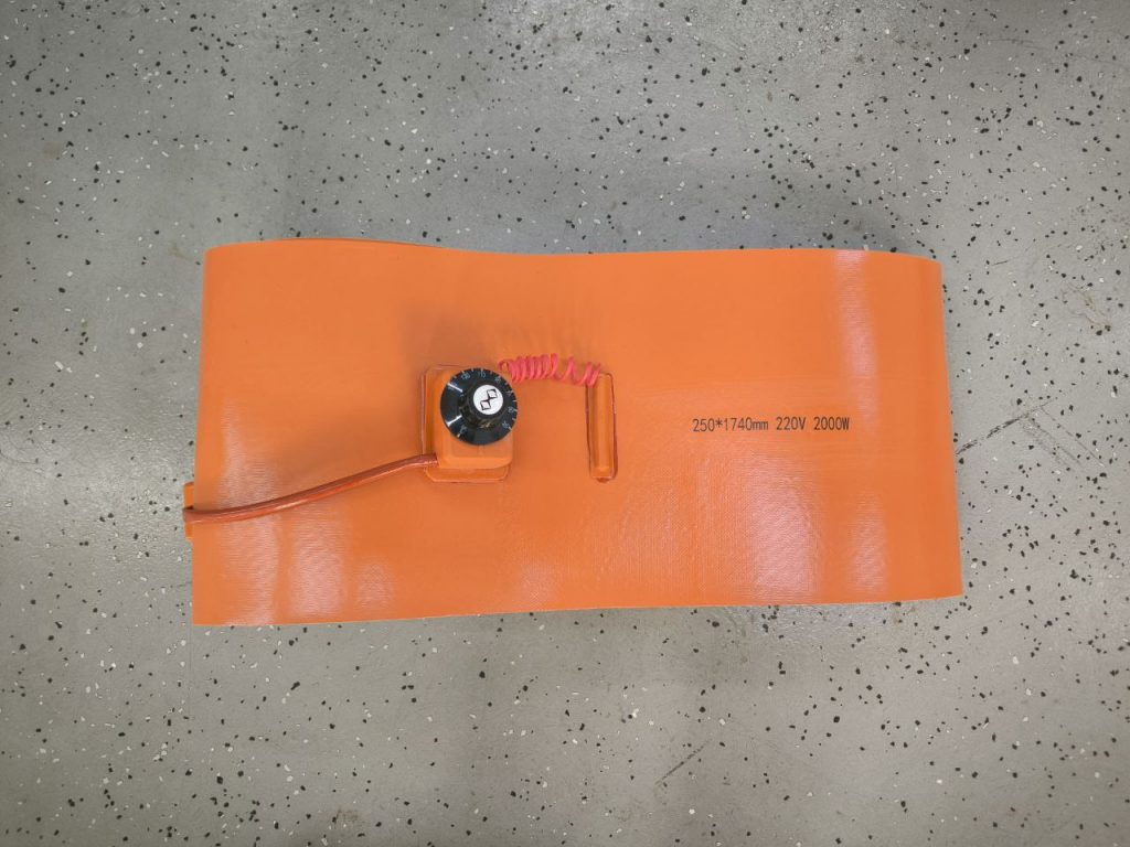 Силиконовый поясной нагреватель для бочки 200 л, 2 кВт (1740×250 мм)